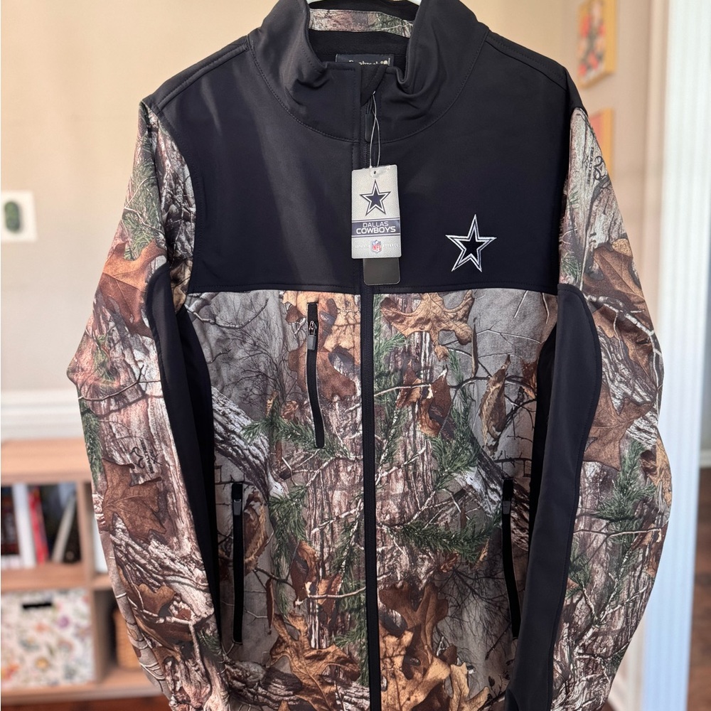 NWT Dallas Cowboys NFL Softshell Camo Jacket Official Team Gear Size L Vintage